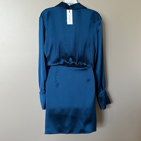 Blue dress - Picture 4 of 4